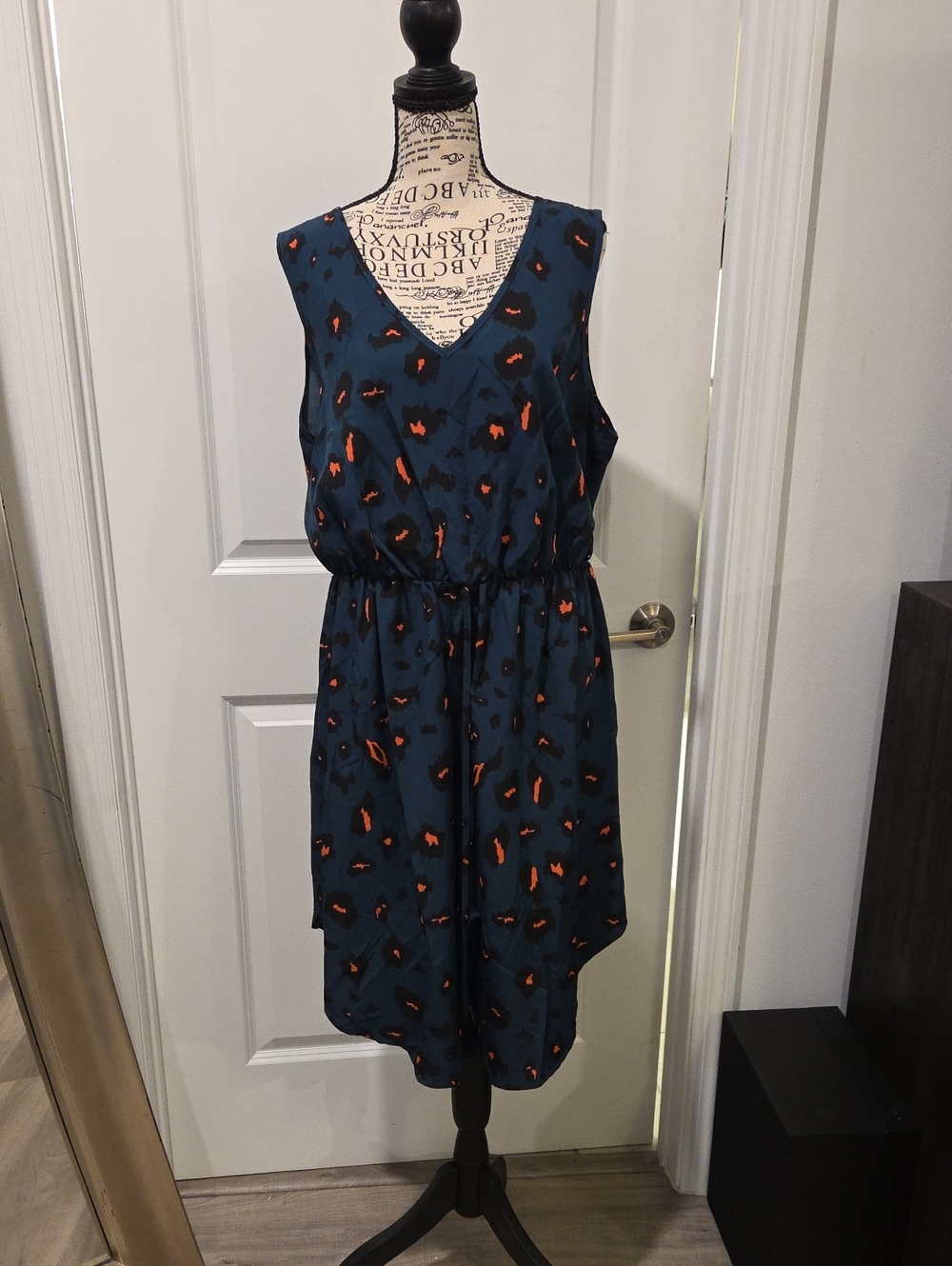 SHEIN Teal Sleeveless  Dress with Orange Spot Print Size 1X, New W/O Tags!